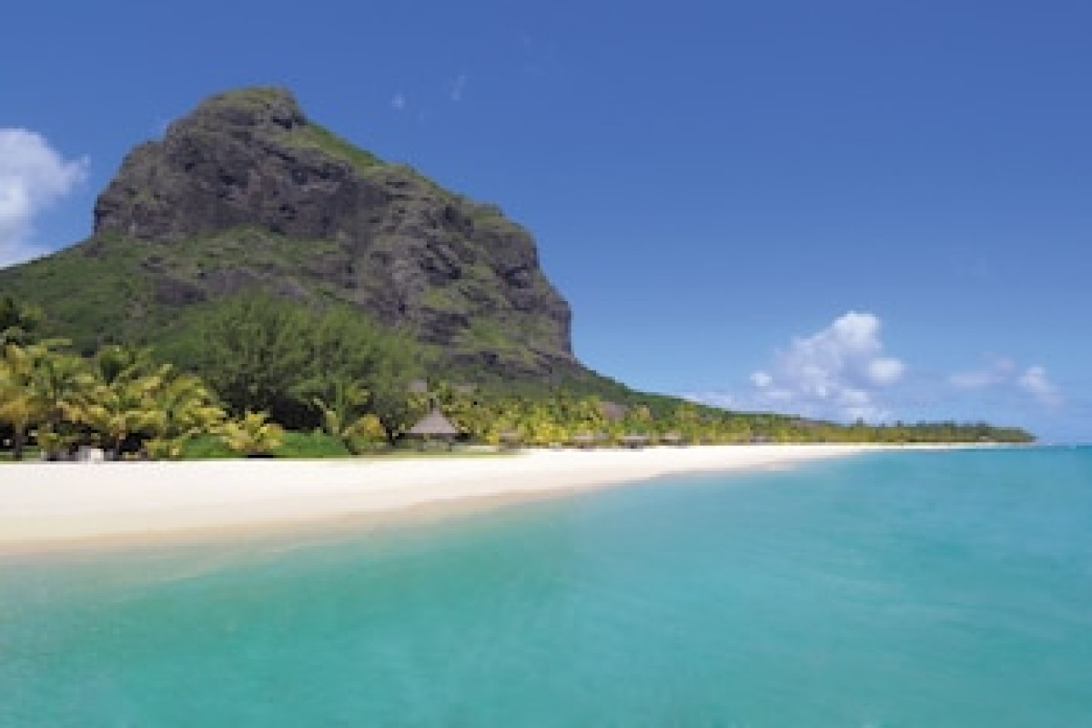 DINAROBIN BEACHCOMBER