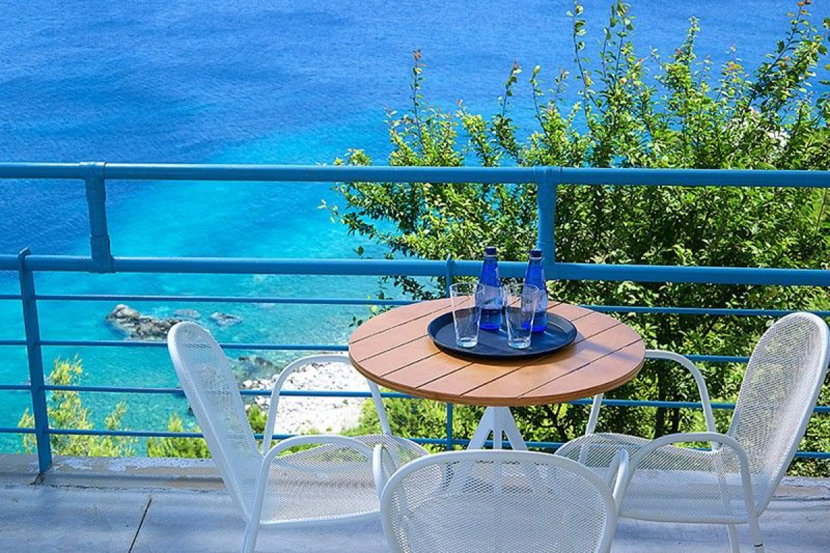 Xenia Residences & Suites