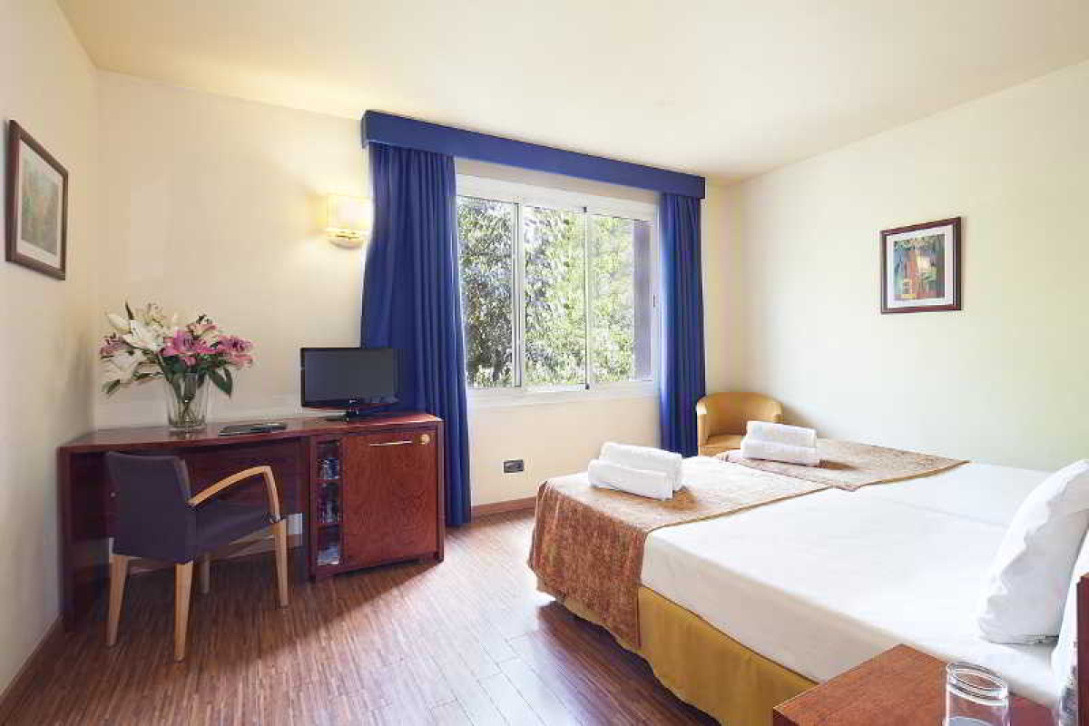 Acta Splendid
