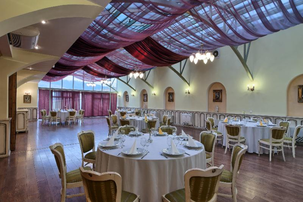 Mercure Medias Binderbubi Hotel And Spa