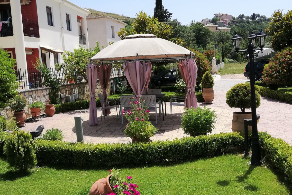 Delphin Rooms Sivota