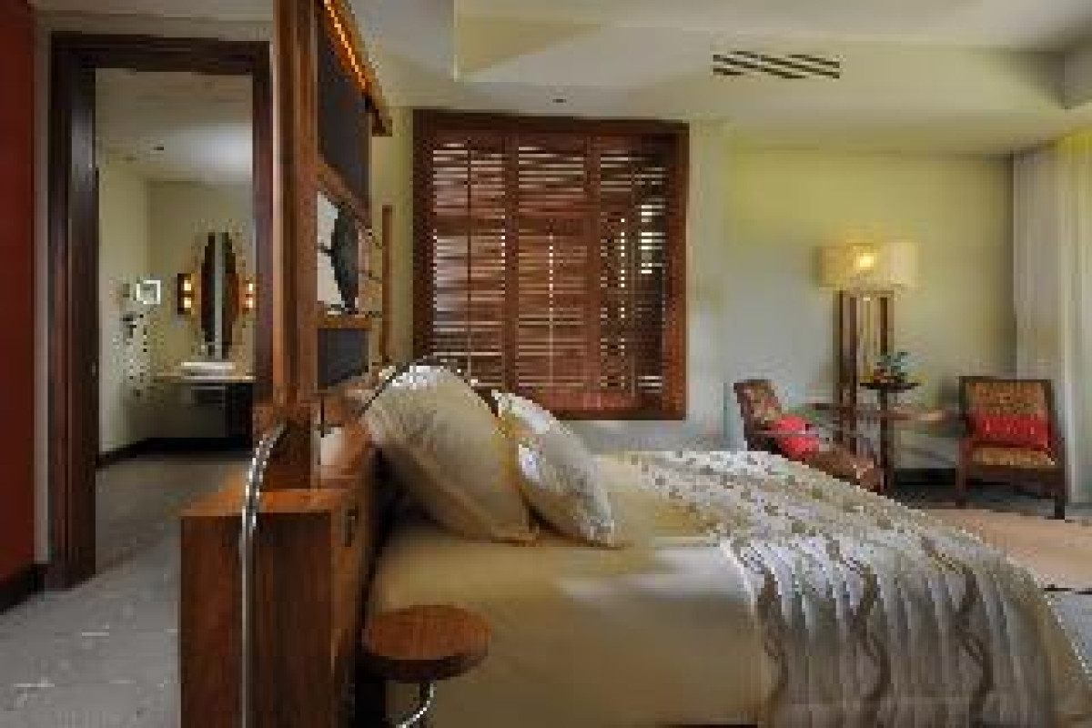 TROU AUX BICHES BEACHCOMBER GOLF RESORT amp; SPA