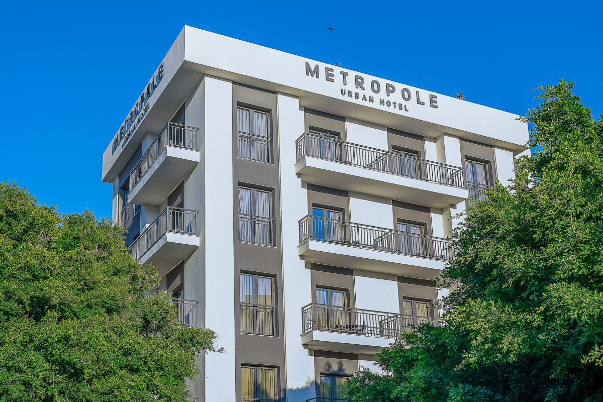 Metropole Urban Hotel