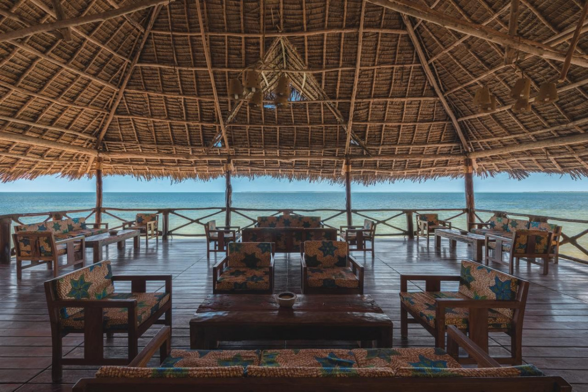 FILAO BEACH BY SANSI