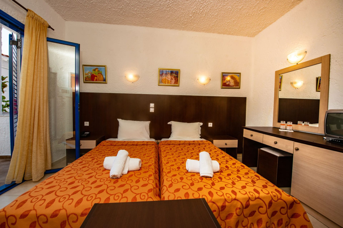 Elena Hotel