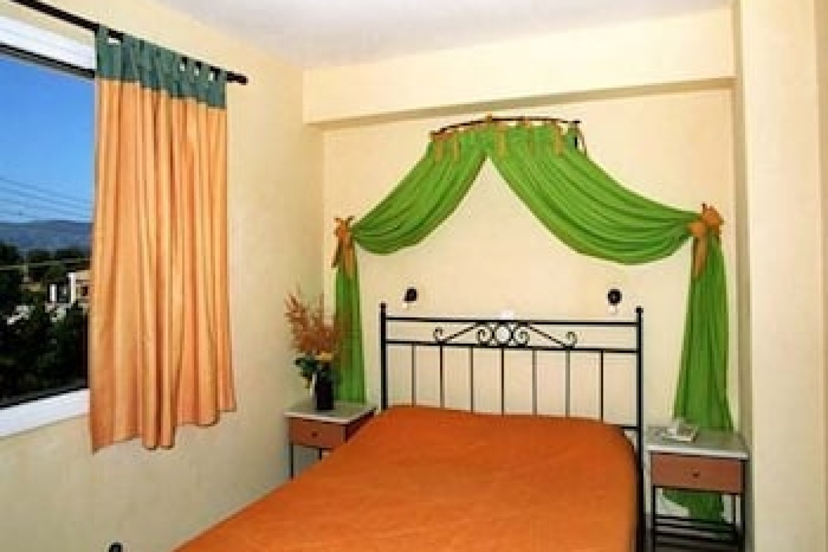 ANAGENESSIS VILLAGE HOTEL