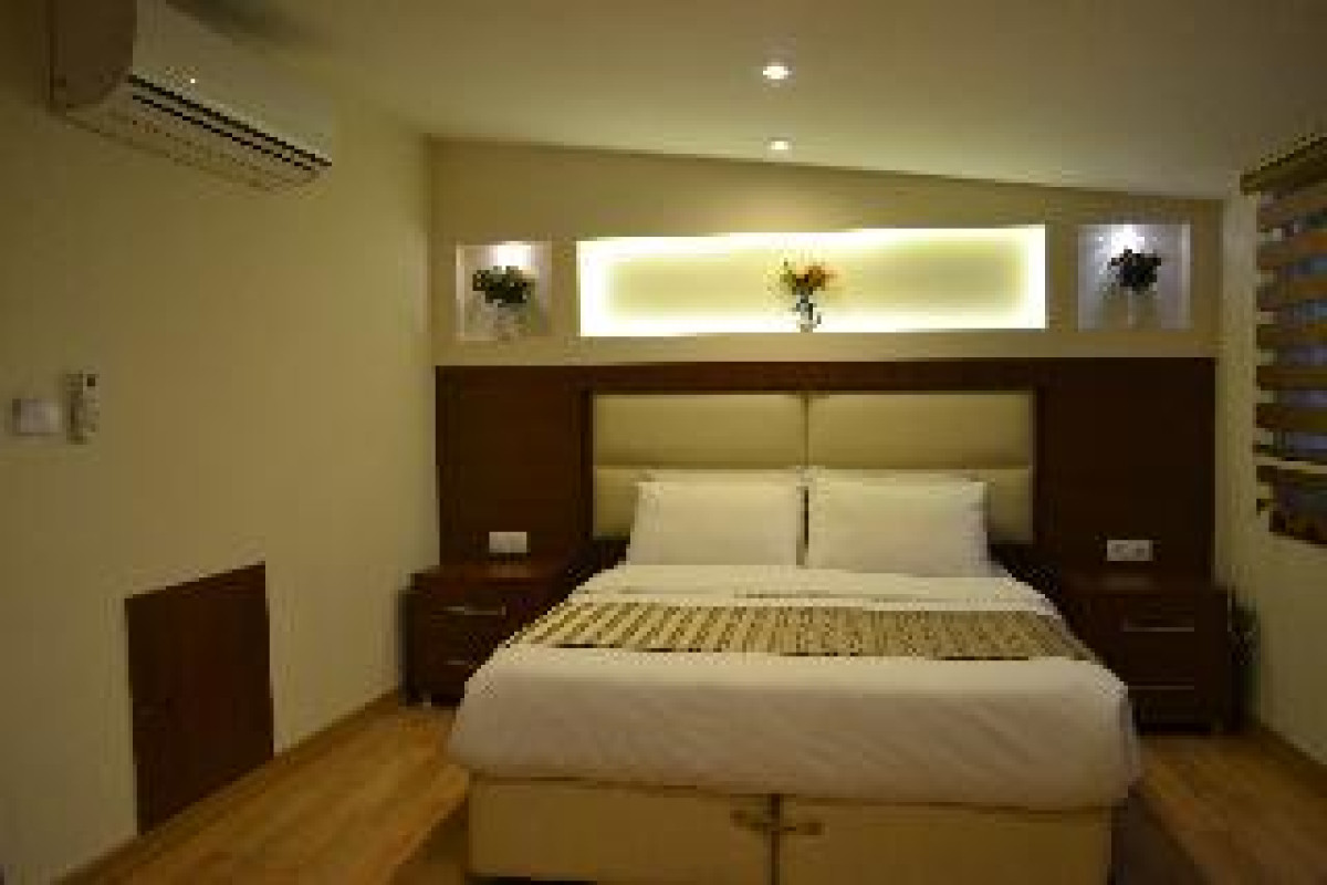 SEVEN DAYS HOTEL