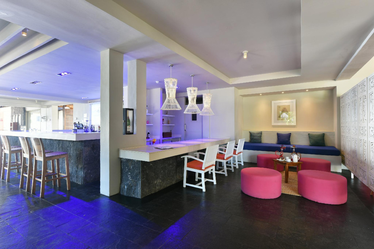 SOLANA BEACH - ADULTS ONLY