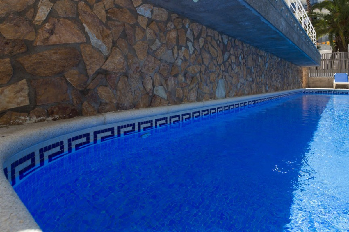 Riviera Hotel