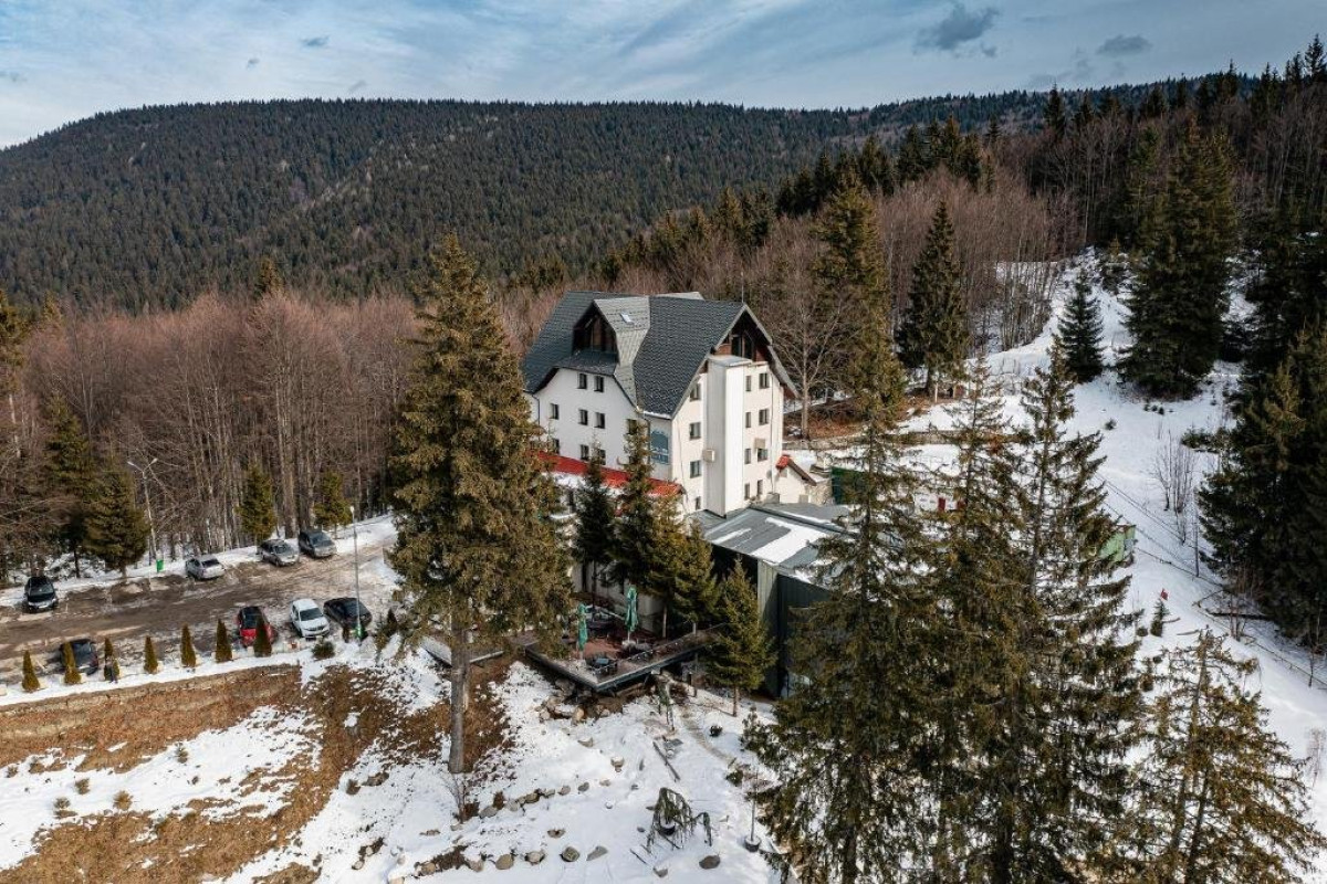 HOTEL COTA O MIE.