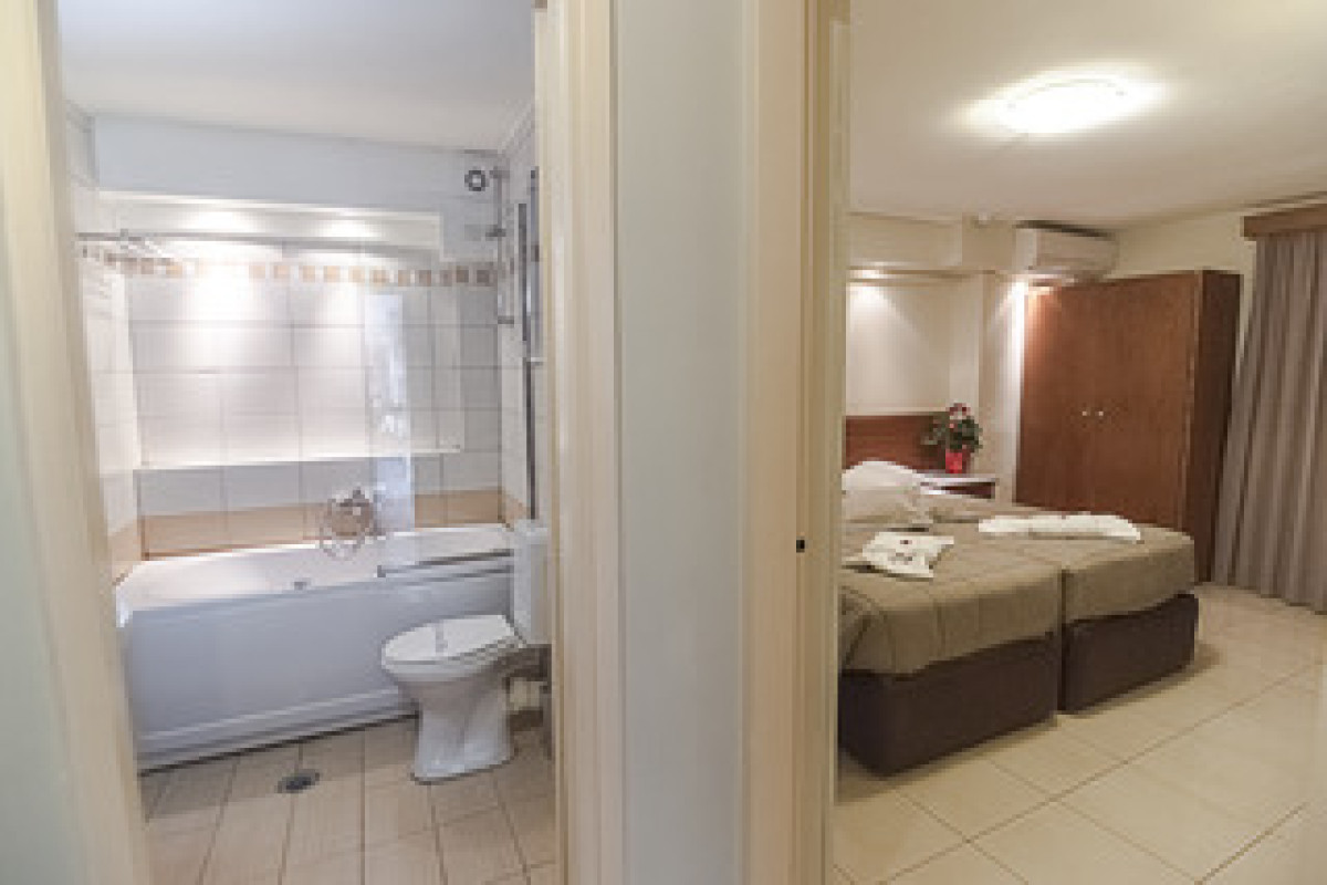 FEDRIADES HOTEL