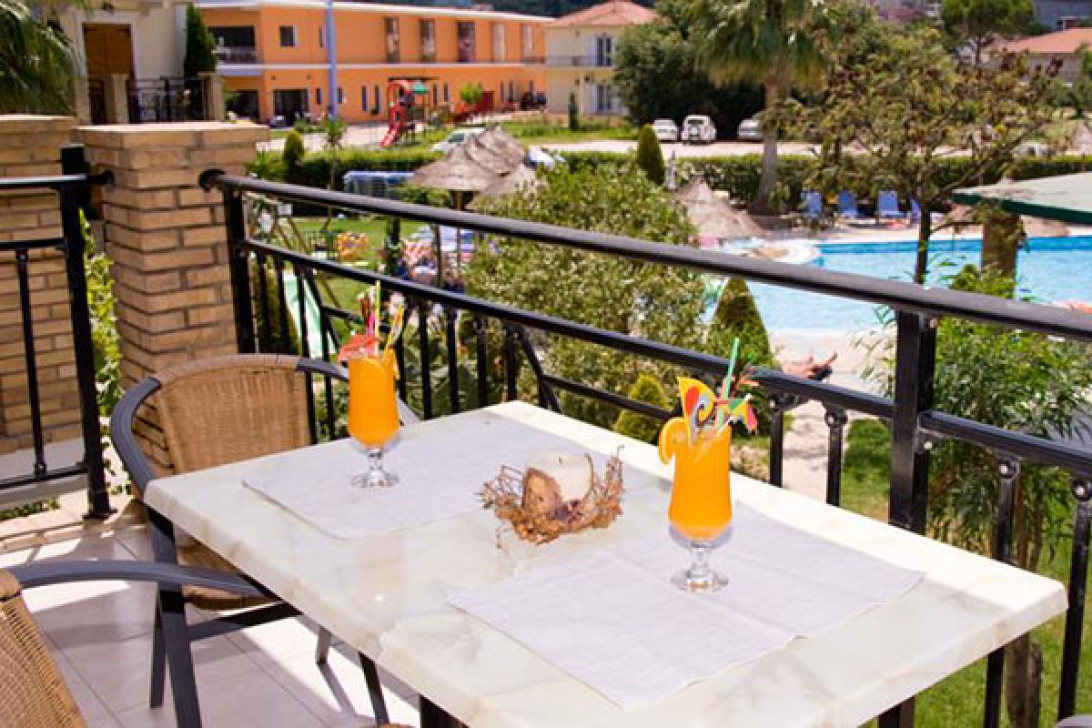 Aparthotel Plaza Pallas (Tsilivi) (F)