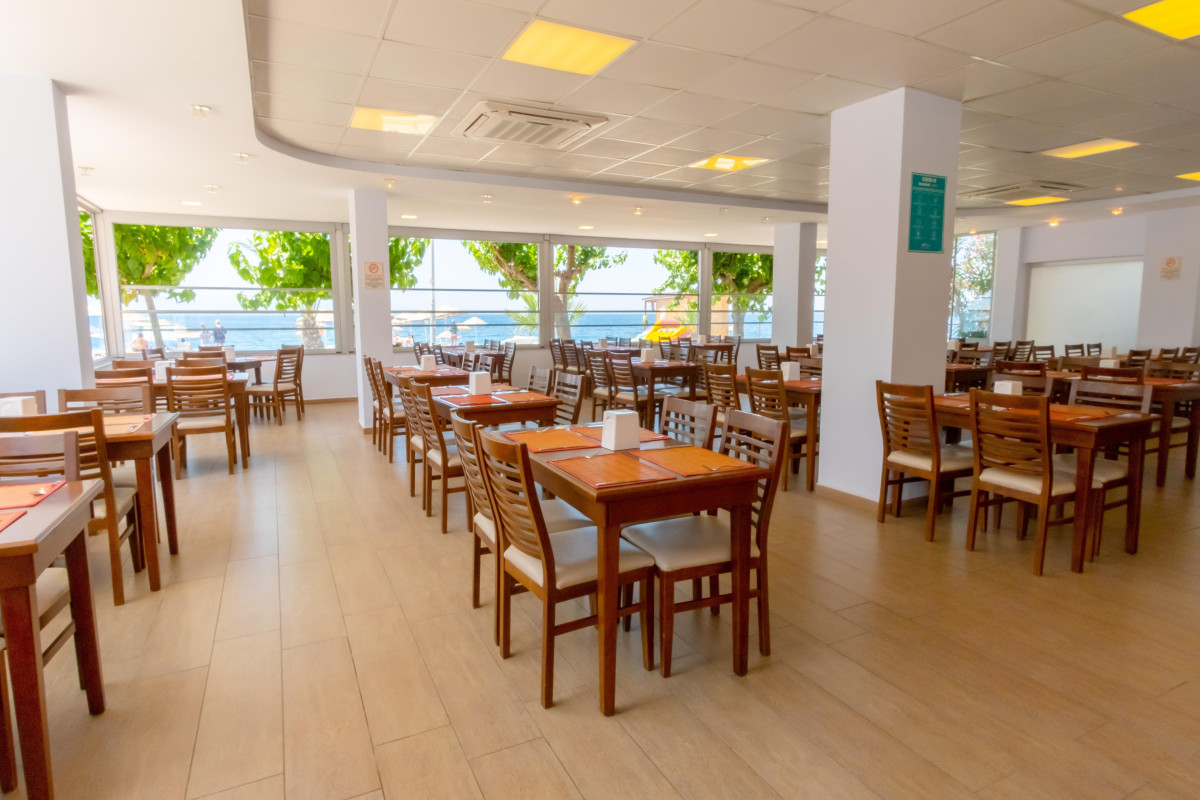 Dogan Beach Resort & SPA Hotel