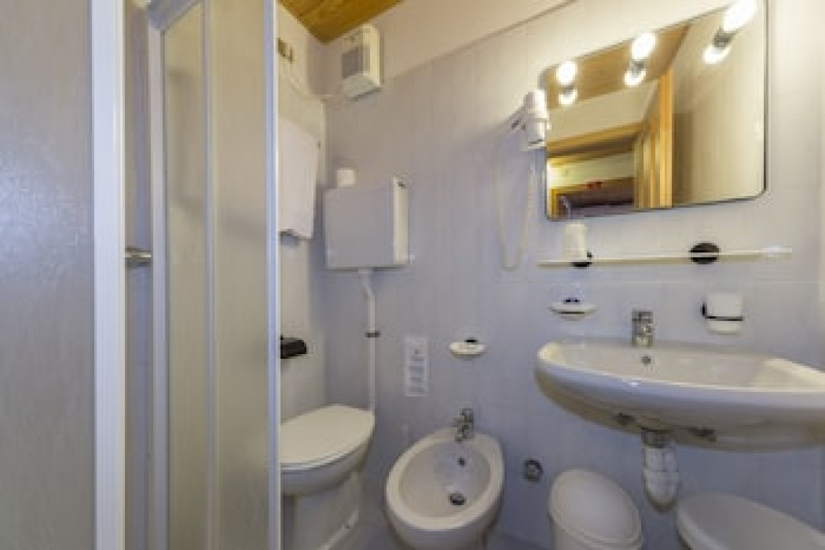 HOTEL TRENTINO