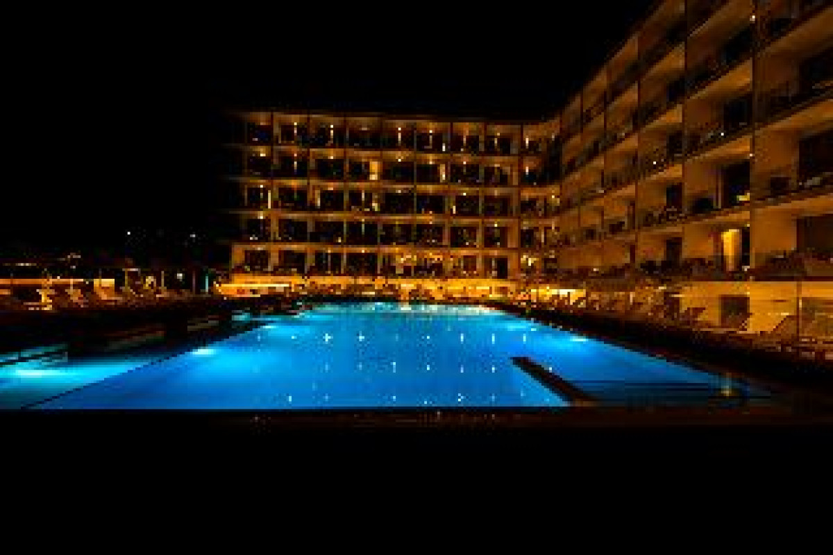 Eleana Hotel