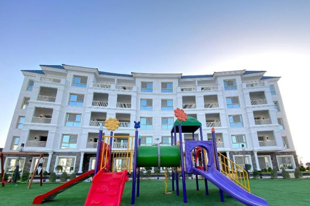 Azur One Eleven Hotel