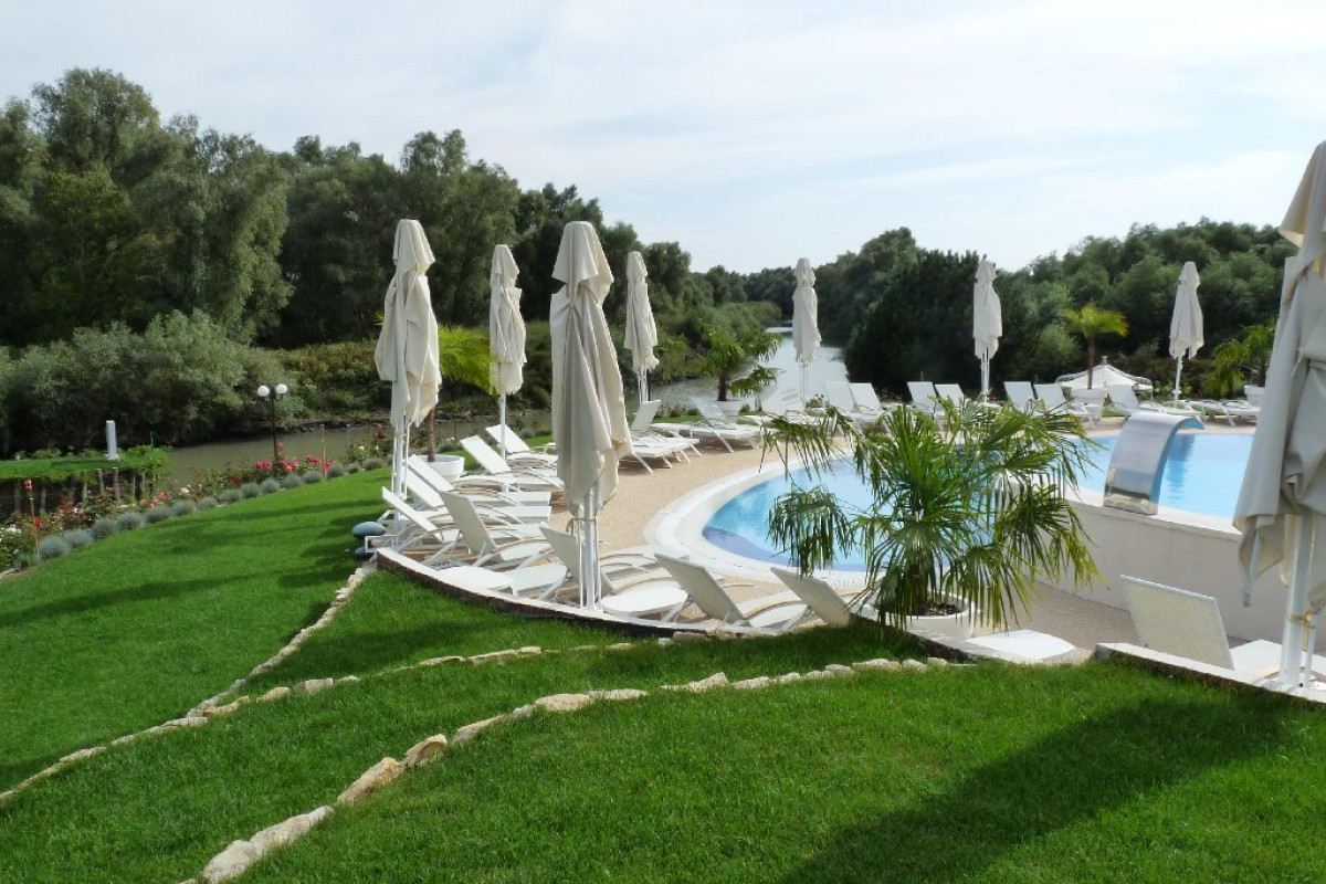 HOTEL NEW EGRETA