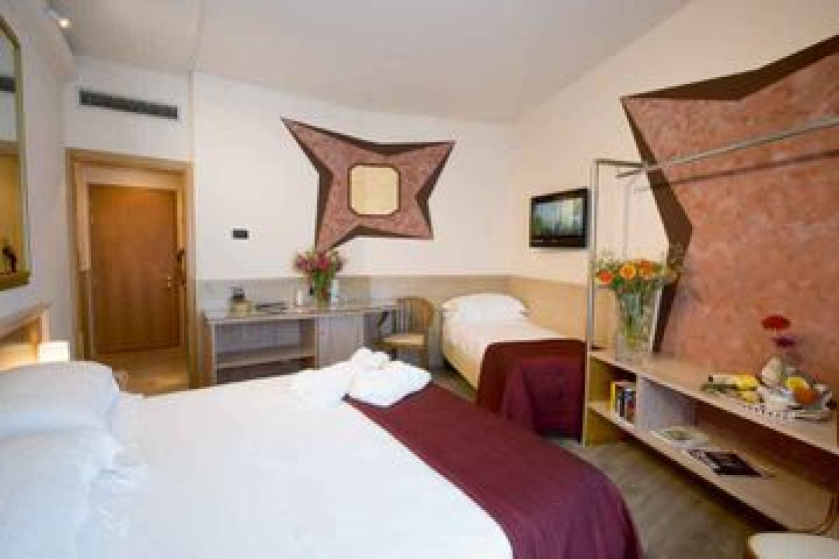 IH HOTELS MILANO ST. JOHN