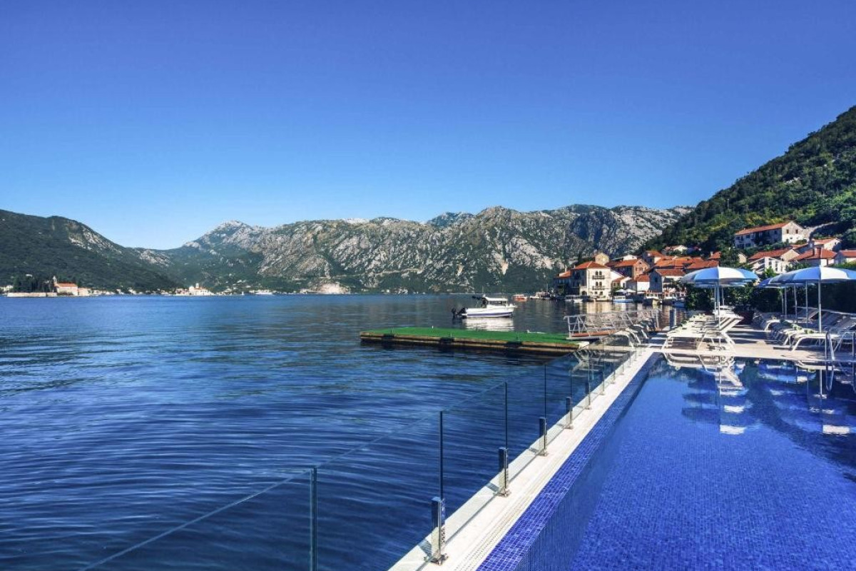 Heritage Grand Perast
