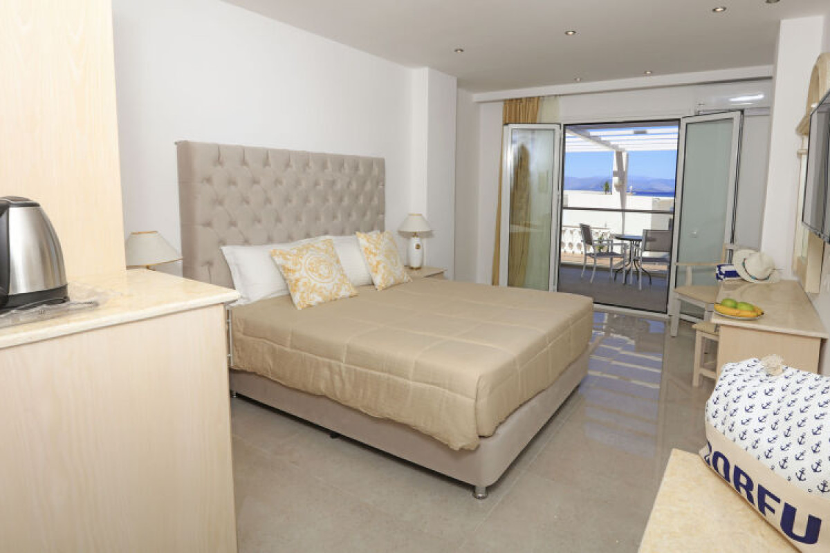 Cavomarina Beach Hotel