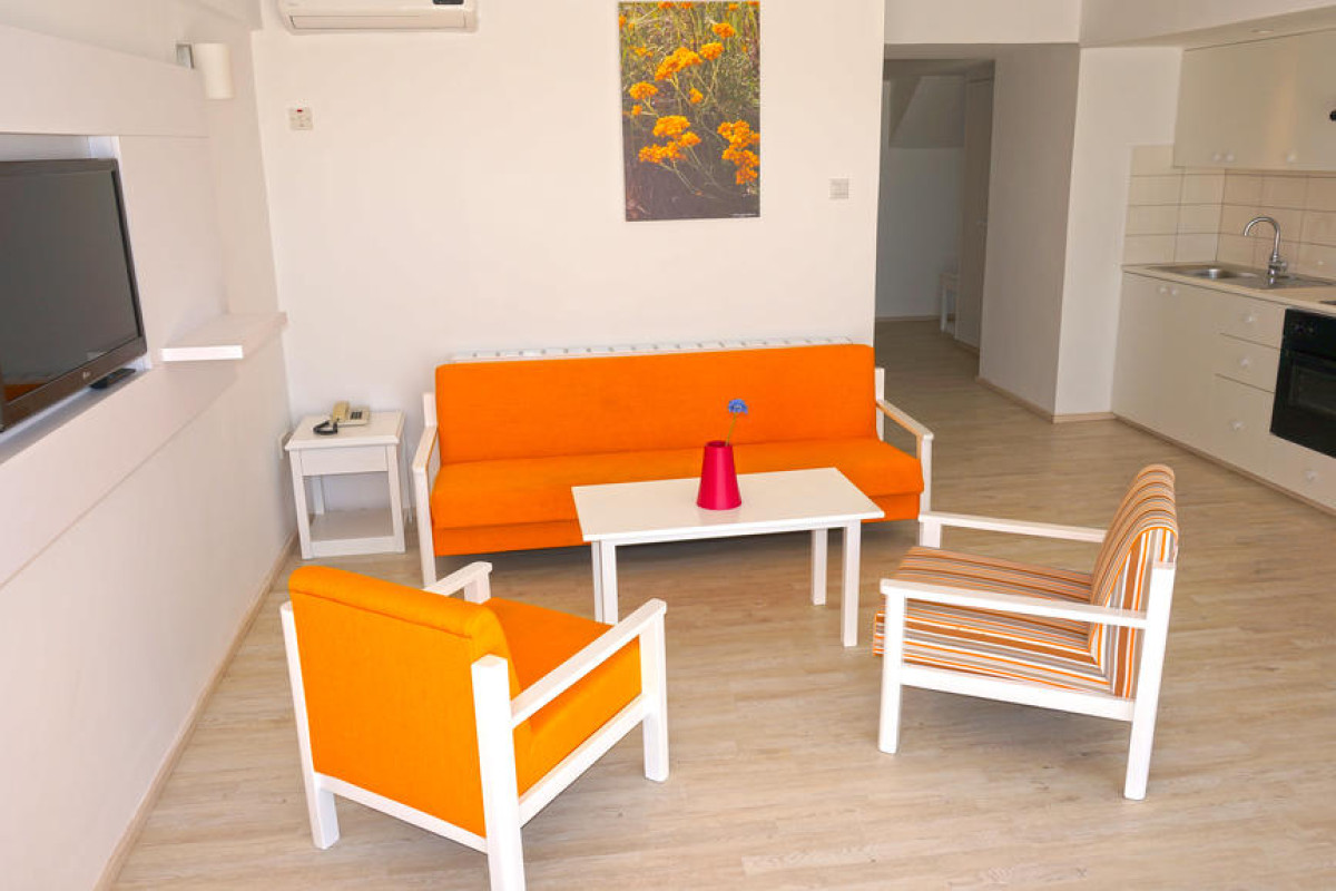 LIQUID HOTEL APARTMENTS