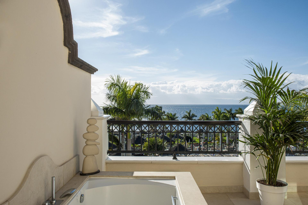 Red Level at Gran Melia PALACIO DE ISORA (ADULTS ONLY)