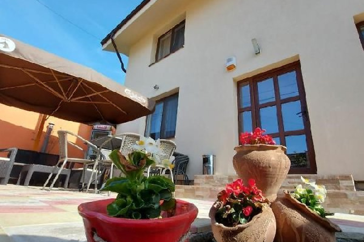 Camere de inchiriat CASA IV CM