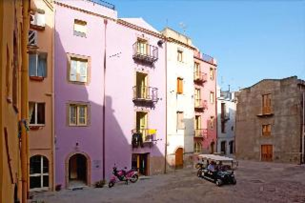 CORTE FIORITA