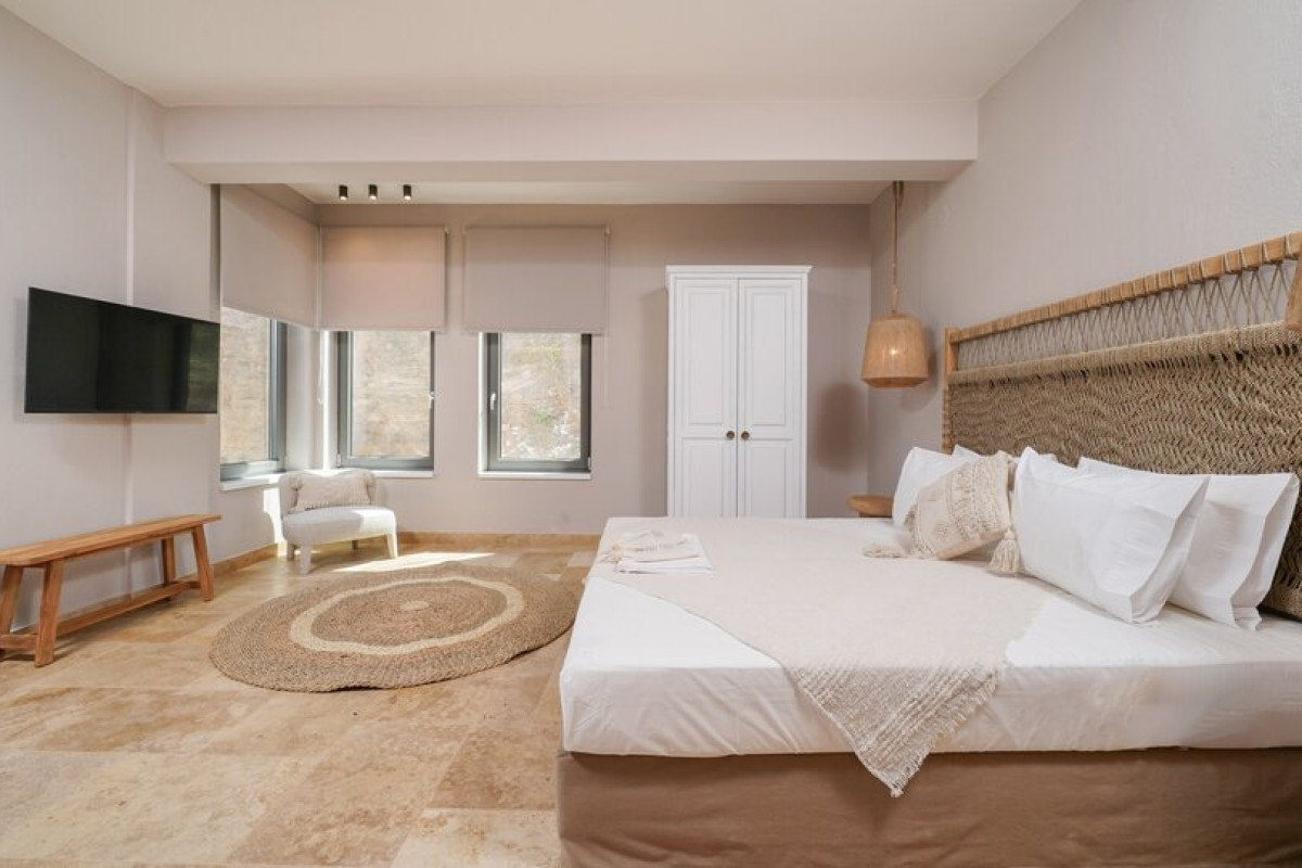 Essentia Luxury