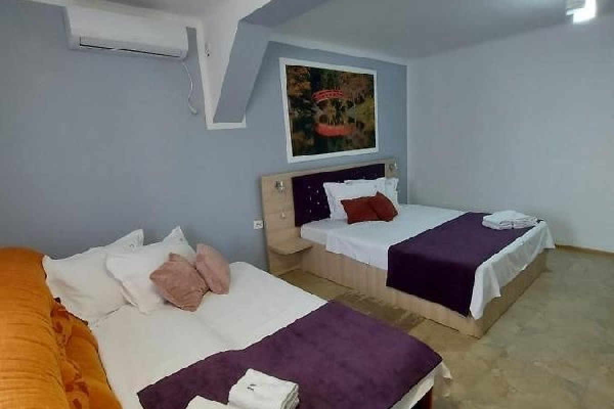 Camere de inchiriat CASA IV CM