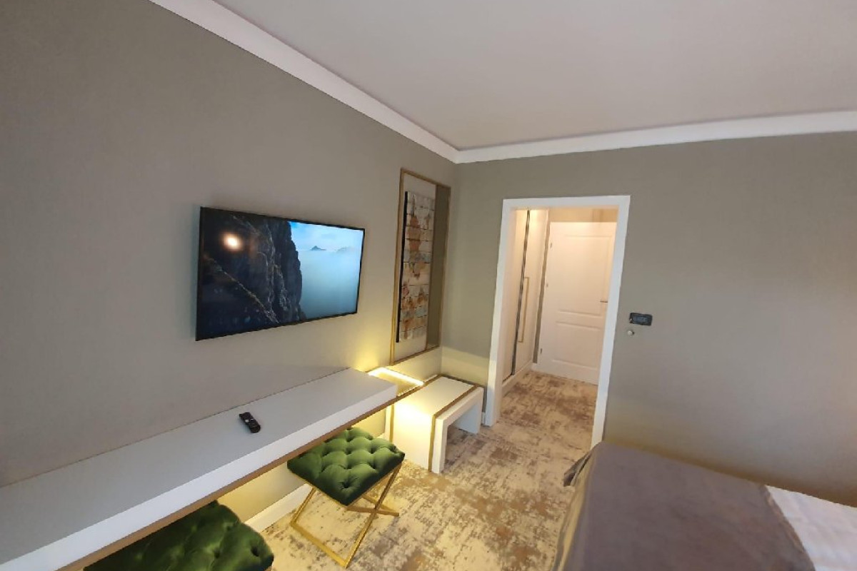 HOTEL ELEXUS PREDEAL
