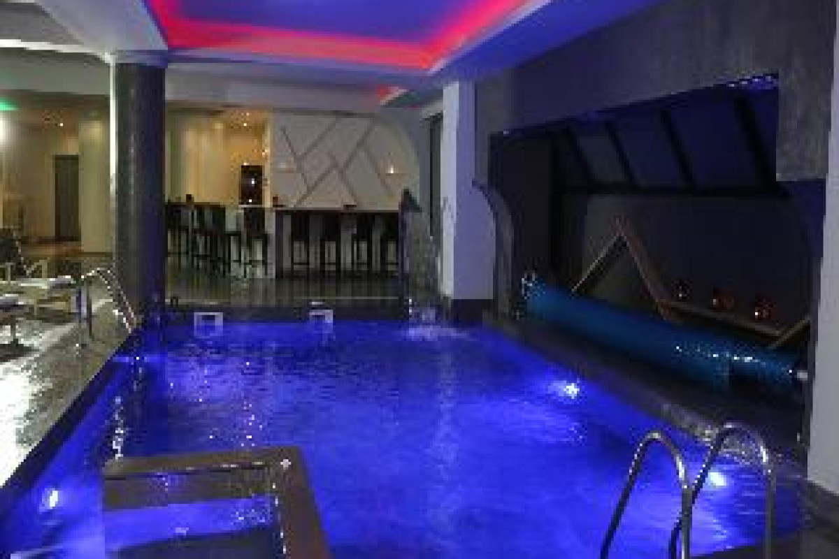 ACROPOL HOTEL