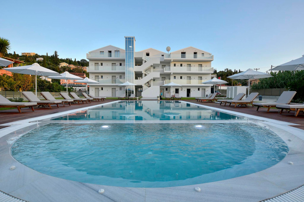 V Luxury Suites Corfu