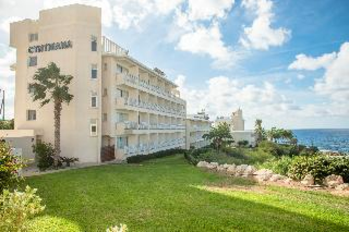 CYNTHIANA BEACH HOTEL