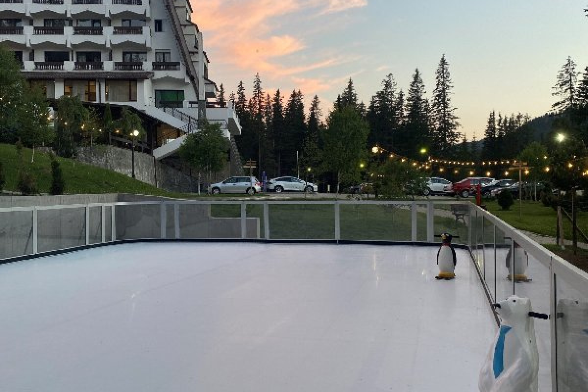 HOTEL PESTERA. - Moroeni - Parcul Natural Bucegi - Cota 1610