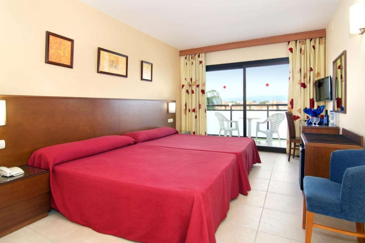 Puente Real Hotel