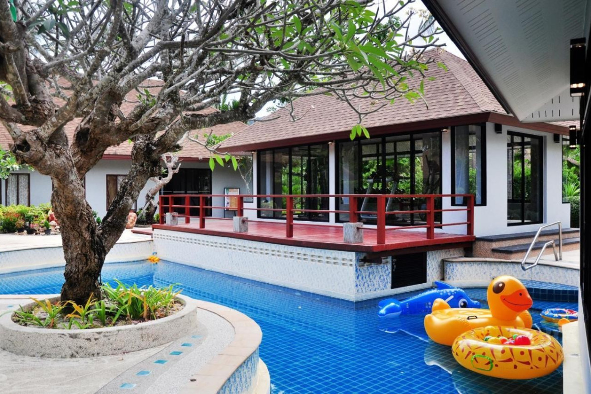 Lanta Sand Resort & Spa