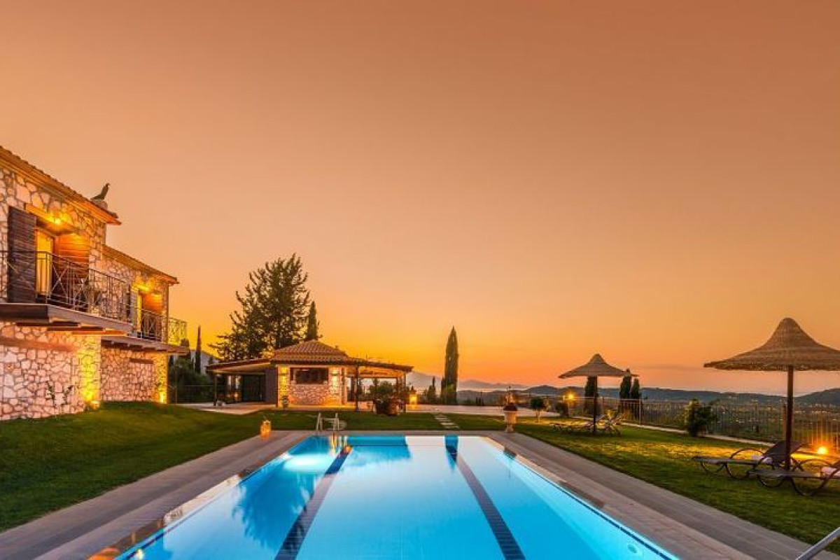 Agrikia Villa - Varvarigos Houses