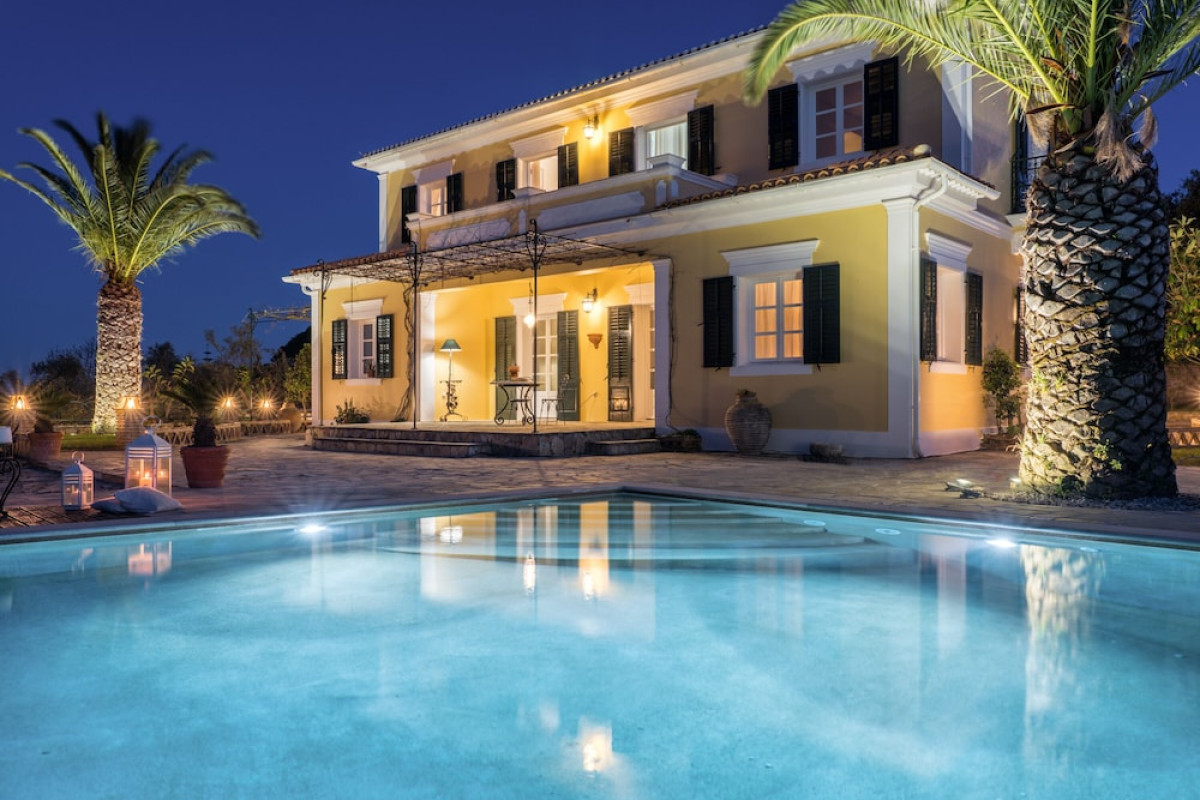 VILLA ALMEIRA