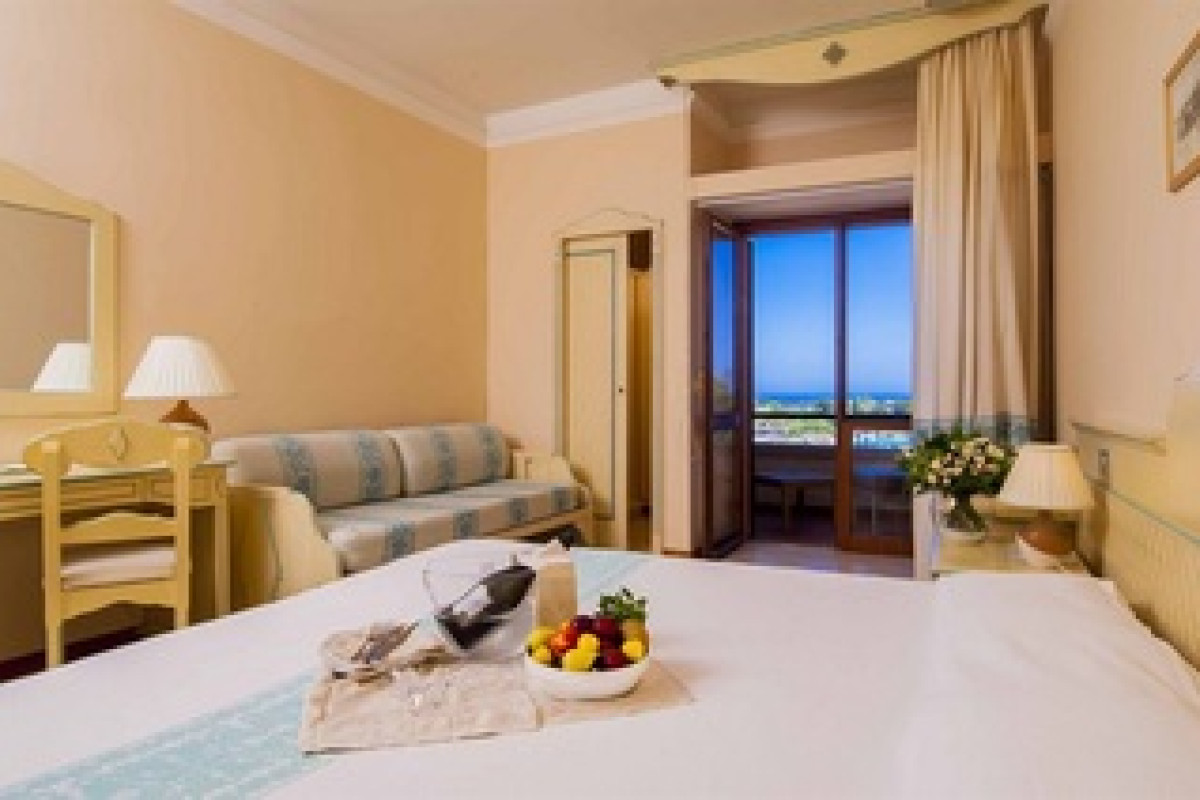 IS MOLAS RESORT