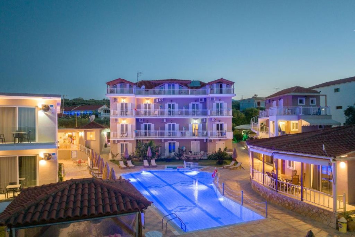 Aparthotel Ammoudi
