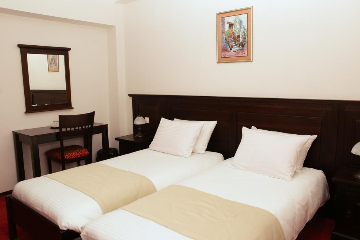 HOTEL BOHEMIA