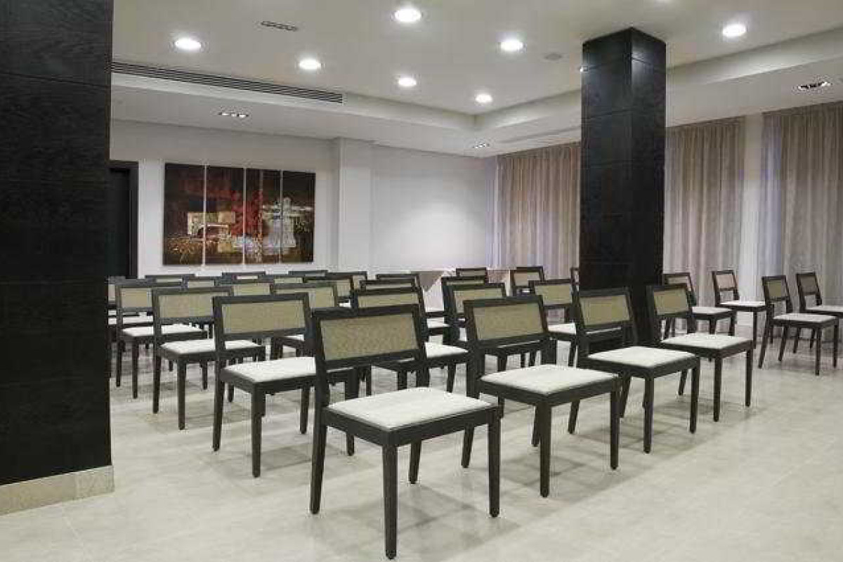 Kn Hotel Arenas del Mar (Adults Only)