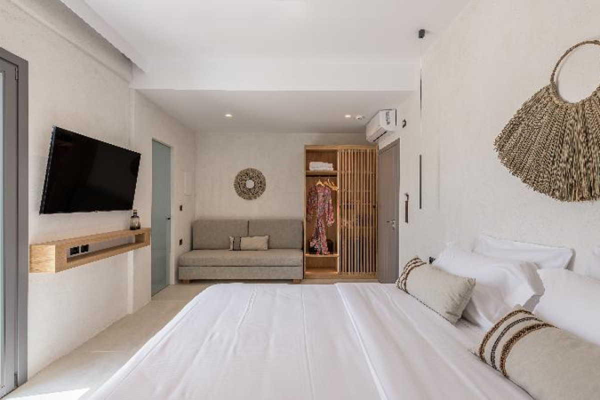 Nove Milos Luxury by Estia