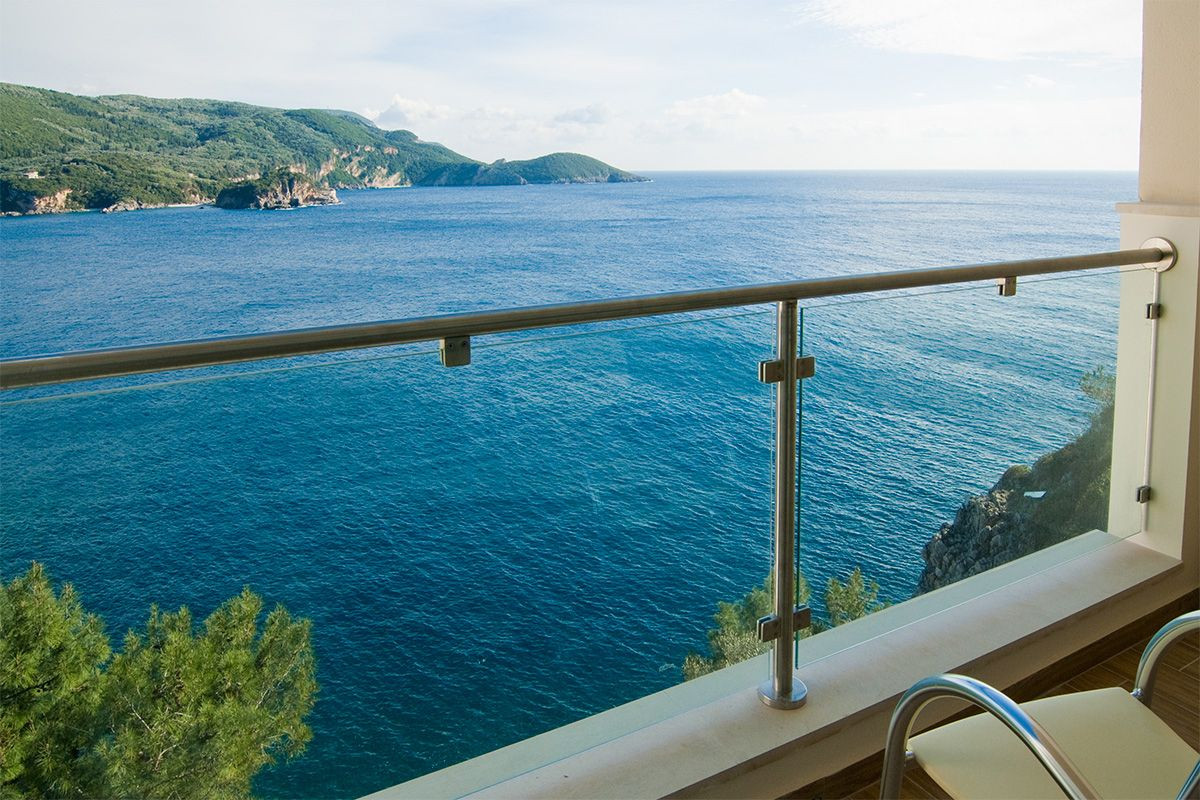 Akrotiri Beach Hotel