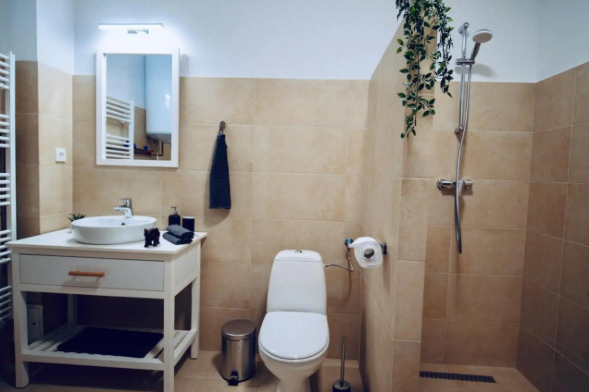 ZAKARIAS APARTMENTS