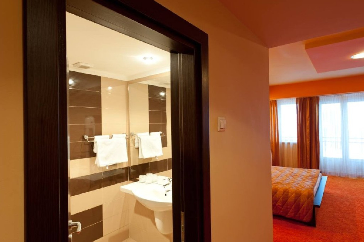 HOTEL BISTRITA.