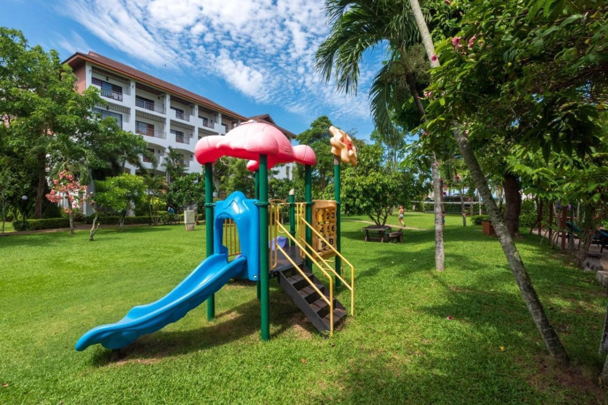 Pinnacle Grand Jomtien Resort & Beach Club