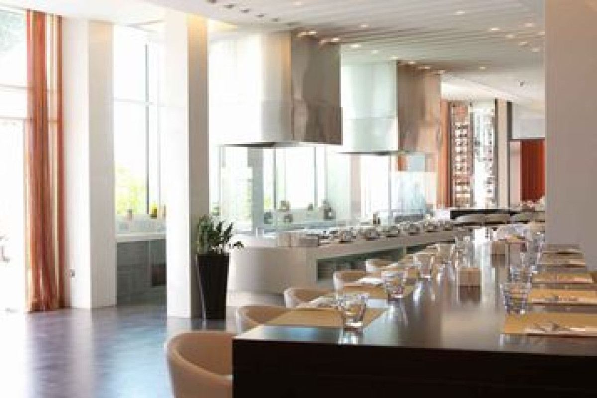 CENTRO YAS ISLAND