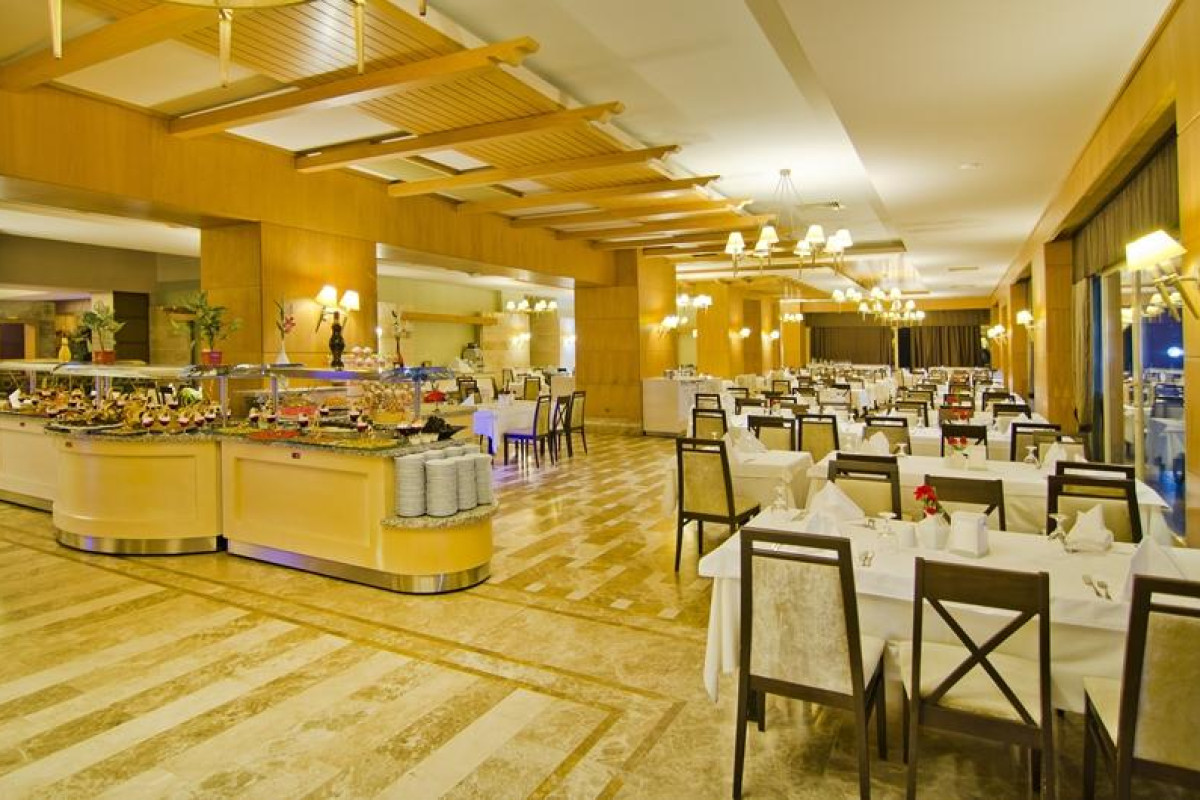 FANTASIA DELUXE HOTEL